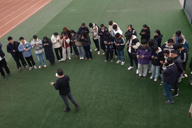 “启智蓝天：无人机入门探秘之旅”(图2)