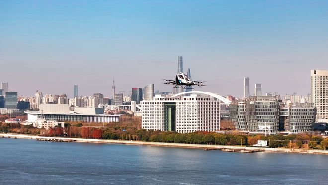议事时刻 低空经济起飞：从实验室跃入城市天际线(图2)