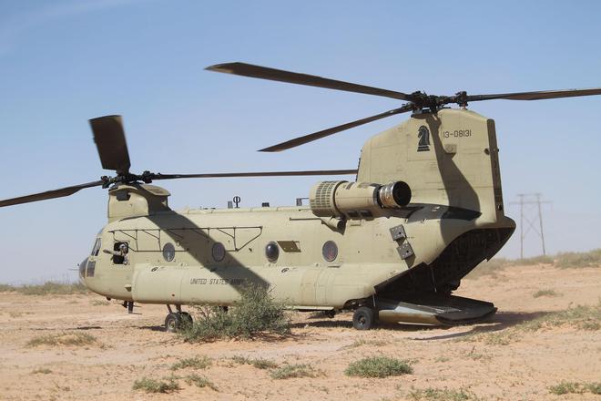 CH-47支奴干直升机被美军誉为“飞行车厢”(图3)