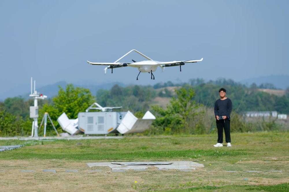 低空经济正成为中国西部地区发展新着力点(图2)