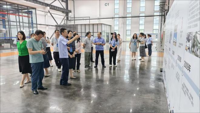 「沿着高速看当代江西国企」信航科技：智造航空关键件 匠心托举飞天梦(图1)