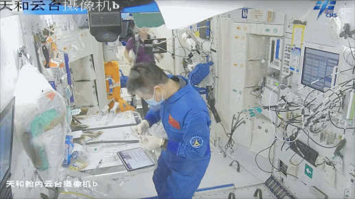 “太空之家”满员6名航天员如何共同工作生活？(图8)