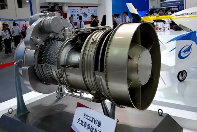 补齐最后一块短板！38吨级巨型直升机曝光中国“海种马”来了？(图2)