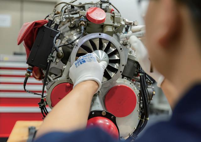 直博会ShowNews采访古贝：赛峰直升机发动机公司以全谱系动力助推低空经济(图4)