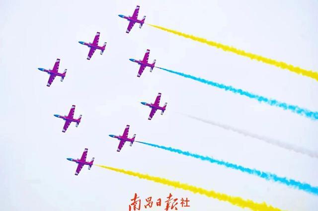 从“航空摇篮”到“蓝天盛会” 历届南昌飞行大会有多燃(图6)