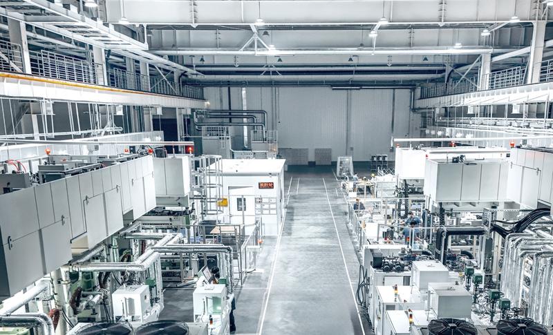 小鹏汇天飞行汽车量产工厂试产 首台陆地航母飞行器下线(图3)