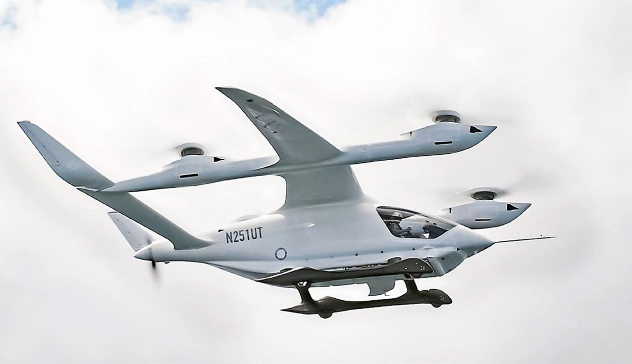 小鹏A868飞行汽车发布：6座布局续航500公里垂直起降无需跑道(图1)