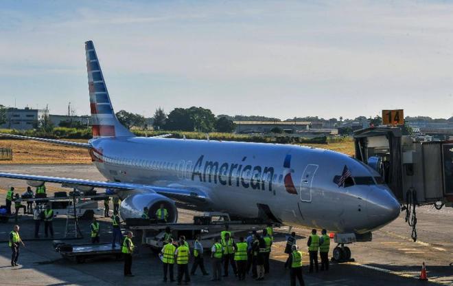 政府关门35天终于酿成大祸？一架波音飞机撞向大楼现场十分惨烈(图11)