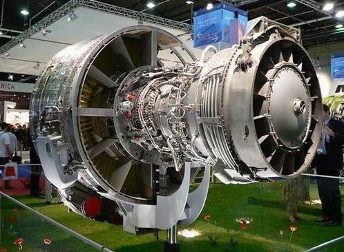 2025年报点评：新兴赛道放量驱动成长机器人与航空航天打开增量空间(图1)