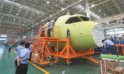 中国飞机退役终于不用运到美国拆解回收上千架飞机价值多少？(图1)